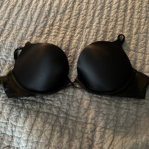 Victoria Secret Miraculous Plunge push up